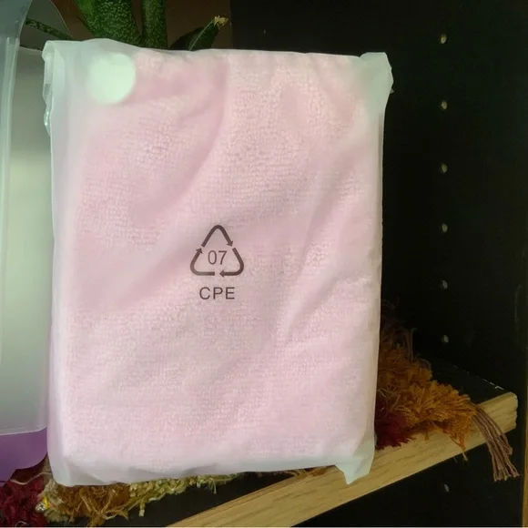 Daily Concepts Hair Wrap Towel - Picture 3 of 3